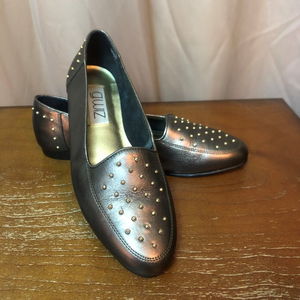 Brand NEW g.wiz Pewter Studded Loafer Flats